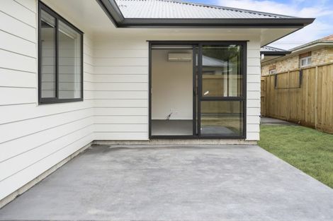 Photo of property in 74u2 Claude Street, Fairfield, Hamilton, 3214