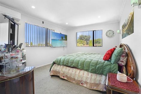 Photo of property in 109a Gray Avenue, Mangere East, Auckland, 2024