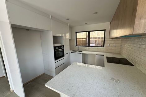 Photo of property in 164 Mahia Road, Wattle Downs, Auckland, 2103