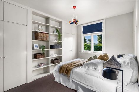 Photo of property in 20 Augusta Street, Redcliffs, Christchurch, 8081