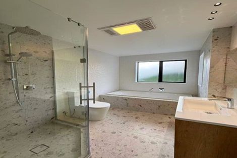 Photo of property in 5/8 Park Rise, Campbells Bay, Auckland, 0630