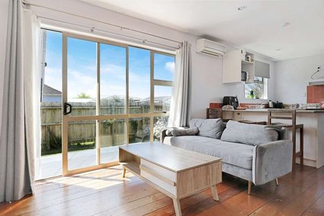 Photo of property in 87 Massey Street, Frankton, Hamilton, 3204