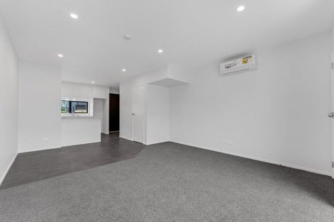Photo of property in 66d Royal View Road, Te Atatu South, Auckland, 0610
