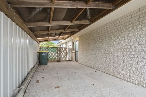 Photo of property in 9 Elliot Street, Howick, Auckland, 2014