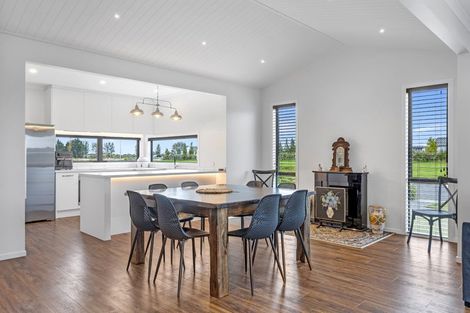 Photo of property in 10 Mills Road, Marshland, Christchurch, 8051