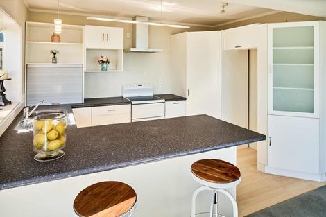 Photo of property in 79 Moana Road, Plimmerton, Porirua, 5026