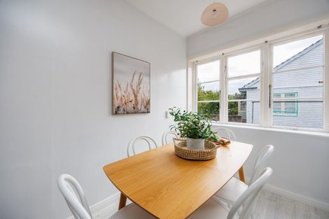 Photo of property in 63 Savage Crescent, West End, Palmerston North, 4412