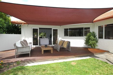 Photo of property in 2 Dules Walk, Taradale, Napier, 4112