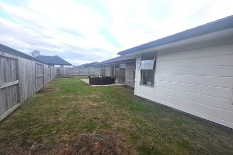 Photo of property in 30 Stevenson Drive, Papamoa, 3118