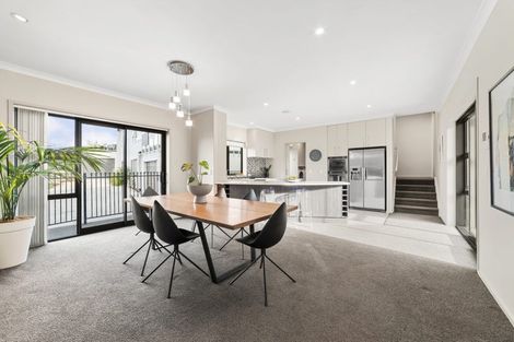 Photo of property in 216b Sutherland Road, Lyall Bay, Wellington, 6022