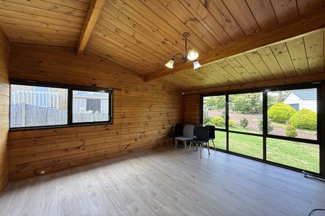 Photo of property in 6 Bronzewing Terrace, Unsworth Heights, Auckland, 0632