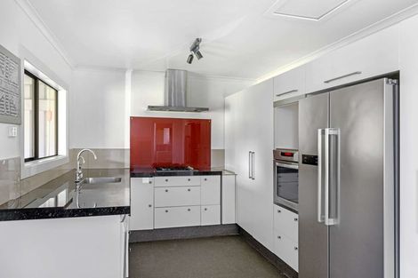 Photo of property in 164 Derby Street, Westport, 7825