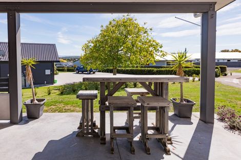 Photo of property in 10 Apatu Place, Waipukurau, 4200