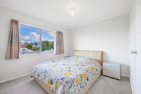 Photo of property in 3/12 Aldern Road, Massey, Auckland, 0614