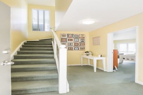 Photo of property in 1/81 Birkenhead Avenue, Birkenhead, Auckland, 0626