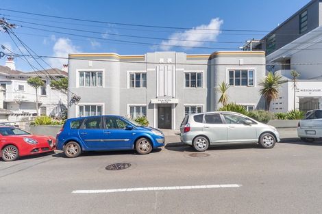 Photo of property in Hamilton Flats, 9u3 Hawker Street, Mount Victoria, Wellington, 6011