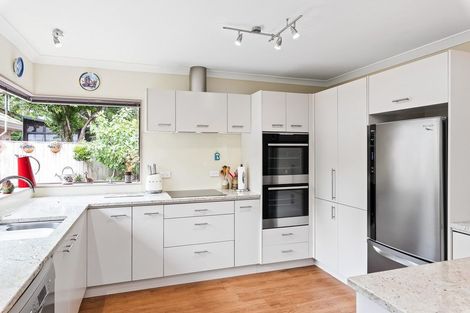 Photo of property in 3 Koromiko Glen, Waikanae, 5036