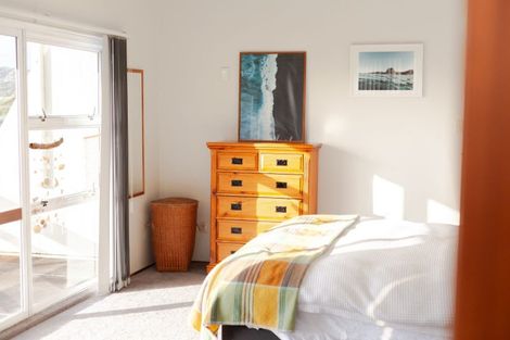 Photo of property in 4 Norton Place, Spotswood, New Plymouth, 4310