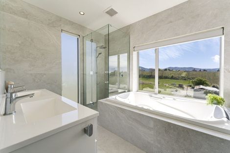 Photo of property in 28 Lindup Road, Lower Moutere, Upper Moutere, 7175