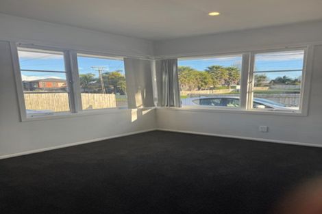 Photo of property in 51 Hallberry Road, Mangere East, Auckland, 2024