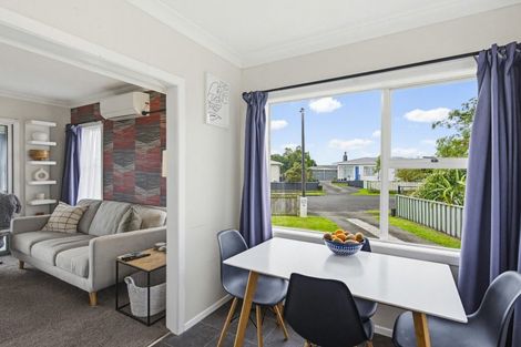 Photo of property in 4 Vogel Street, Levin, 5510