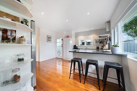 Photo of property in 2 Riserra Drive, Ranui, Auckland, 0612