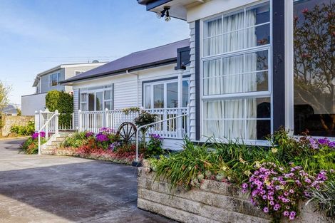 Photo of property in 35 Campbell Street, Hawera, 4610