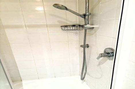 Photo of property in Kelvin House, 5c/16 The Terrace, Wellington Central, Wellington, 6011