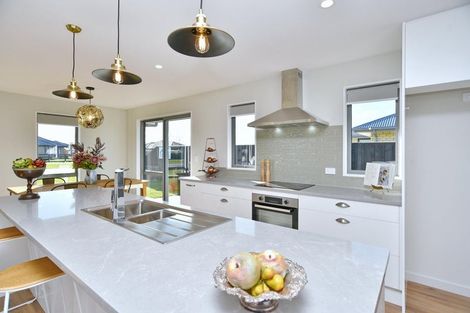 Photo of property in 1 Sills Street, Woodend, 7610