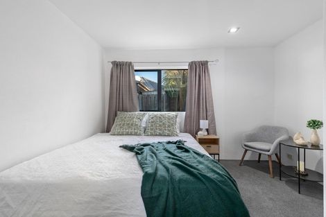Photo of property in 2/1 Maple Court, Arthurs Point, Queenstown, 9371