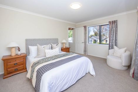 Photo of property in 72 Barrington Drive, Huntington, Hamilton, 3210