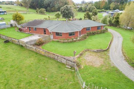 Photo of property in 32 Hillcrest Road, Ashhurst, Palmerston North, 4470