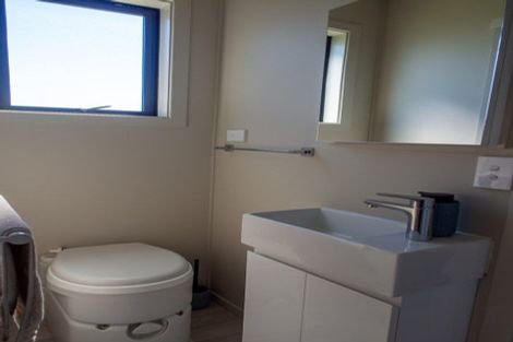 Photo of property in 19 Monkey Island Road, Orepuki, Riverton, 9881