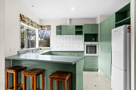 Photo of property in 32 Palmbrook Avenue, Havelock North, 4130