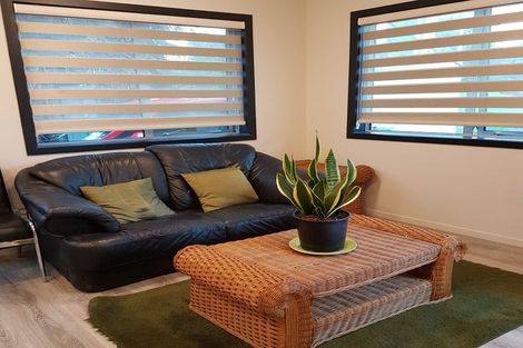 Photo of property in 208 Don Buck Road, Massey, Auckland, 0614