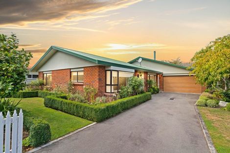 Photo of property in 35 Reading Street, Greytown, 5712