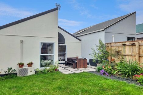 Photo of property in 1/17 Cedar Street, Maungaraki, Lower Hutt, 5010