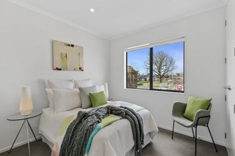 Photo of property in 60 Te Napi Drive, Takanini, 2112