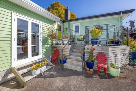 Photo of property in 69 Raeburne Street, Te Awamutu, 3800