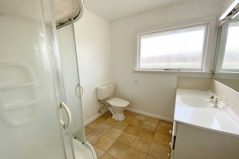 Photo of property in 10 Clonbern Place, Upper Riccarton, Christchurch, 8041