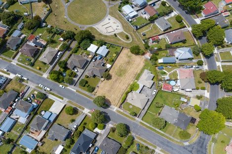 Photo of property in 16 Sladden Street, Naenae, Lower Hutt, 5011