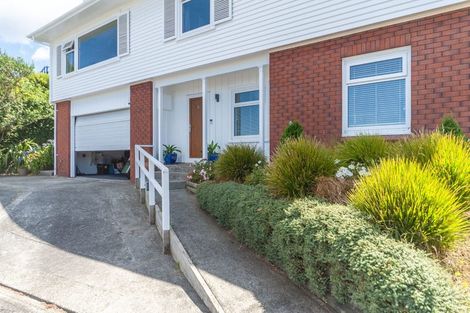 Photo of property in 3 Puketiro Avenue, Northland, Wellington, 6012