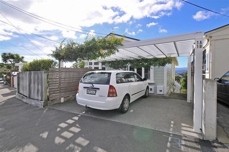 Photo of property in 1 Overtoun Terrace, Hataitai, Wellington, 6021