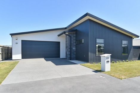 Photo of property in 123 Rannoch Drive, Broomfield, Christchurch, 8042