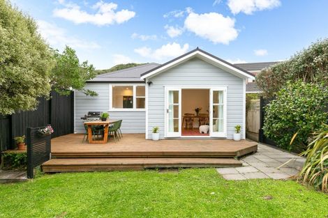 Photo of property in 47 Eden Street, Island Bay, Wellington, 6023