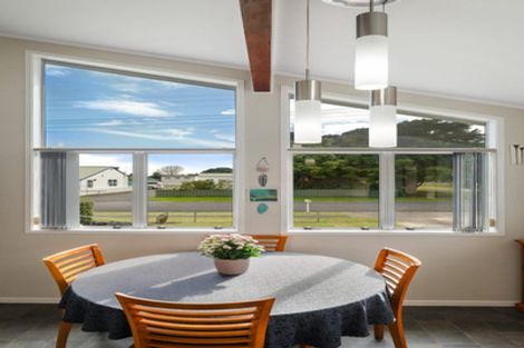 Photo of property in 5 West Crescent, Te Puru, Thames, 3575