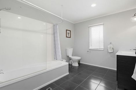 Photo of property in 18 Westbrook Place, Pomare, Rotorua, 3015