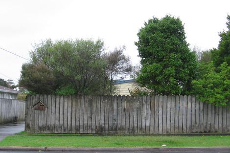 Photo of property in 26 Woodglen Road, Glen Eden, Auckland, 0602