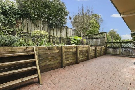 Photo of property in 2/13 Arawa Street, New Lynn, Auckland, 0600