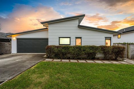 Photo of property in 7 Wautaiti Drive, Riverhead, 0820